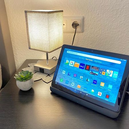 3 Zimmer Apartment In S-Bahn Naehe, 76 Qm, Max 5 Pers, 30Qm Dachterasse, Garage, Internet 1000 Mbit Gaertringen Luaran gambar