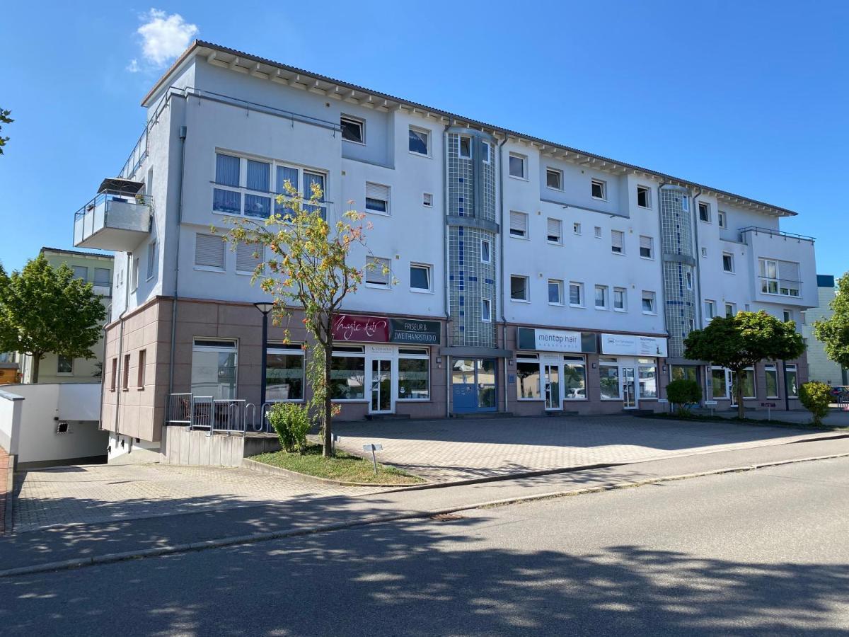 3 Zimmer Apartment In S-Bahn Naehe, 76 Qm, Max 5 Pers, 30Qm Dachterasse, Garage, Internet 1000 Mbit Gaertringen Luaran gambar